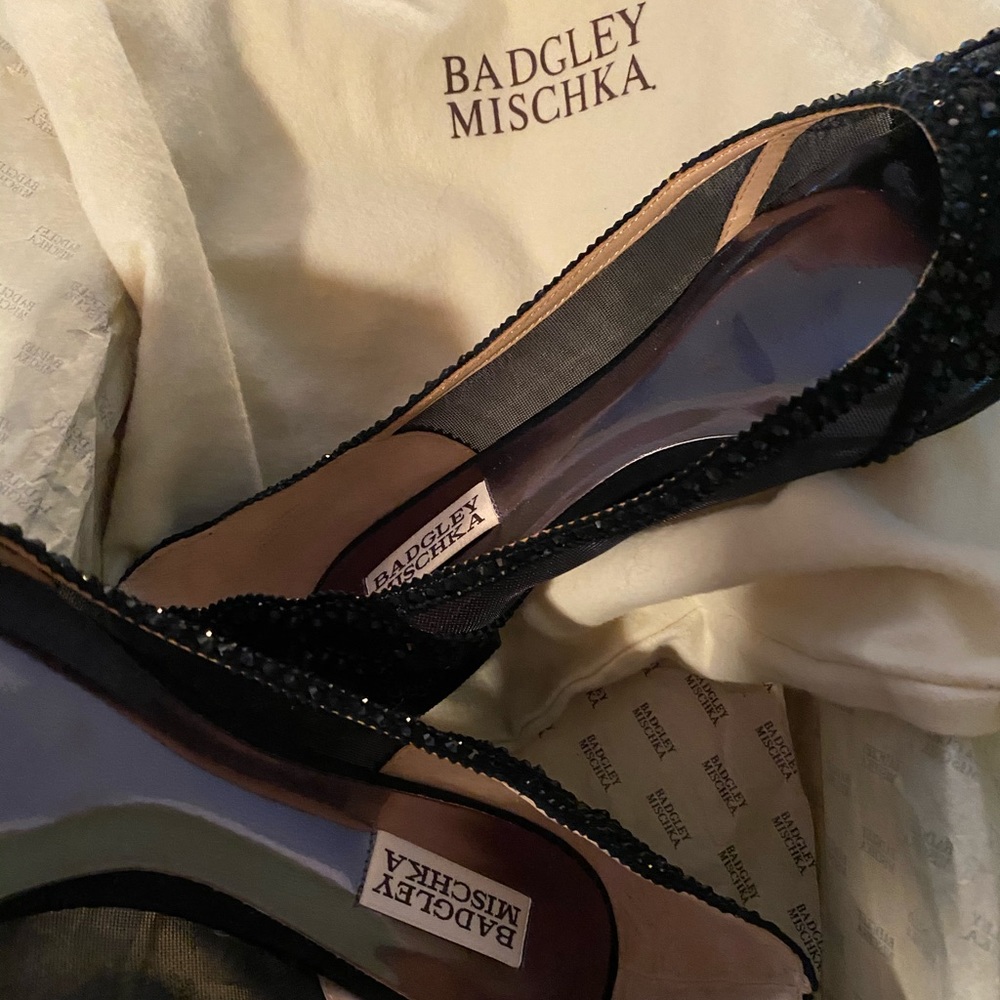 Badgley Mischka Gigi flat